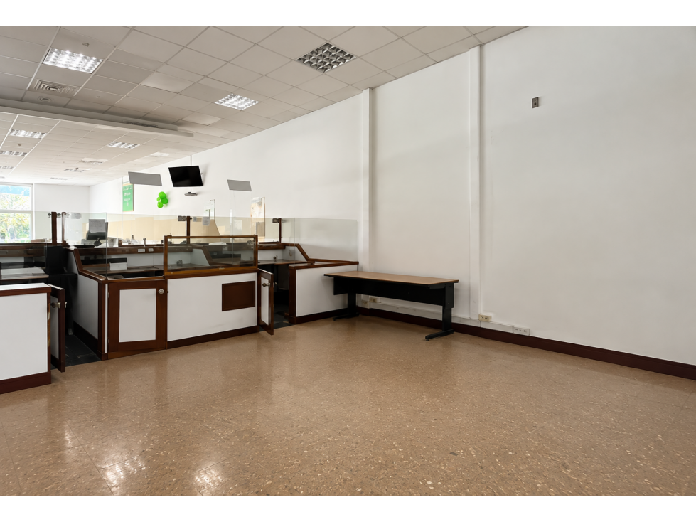 Local comercial en arriendo de 322 m² | Avenida Chile | Bogotá — foto 3