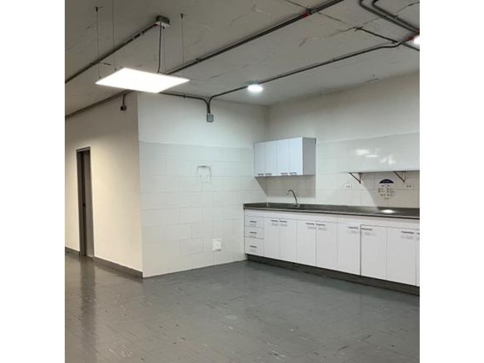 Oficina en arriendo de 576 m² | Edificio Banco de Comercio | Bogotá — foto 6