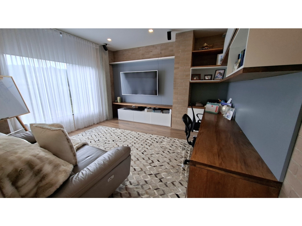 CASA DE LUJO EN ALTOS DE LAS PALMAS, ENVIGADO — foto 3