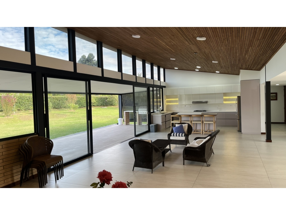 Casa campestre de lujo en Aguas Blancas El Carmen de Viboral — foto 2