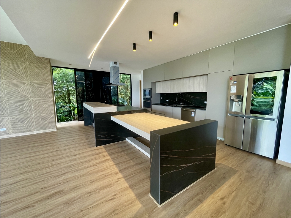 Casa Exclusiva 3 habitaciones en Las Palmas, Medellín — foto 4