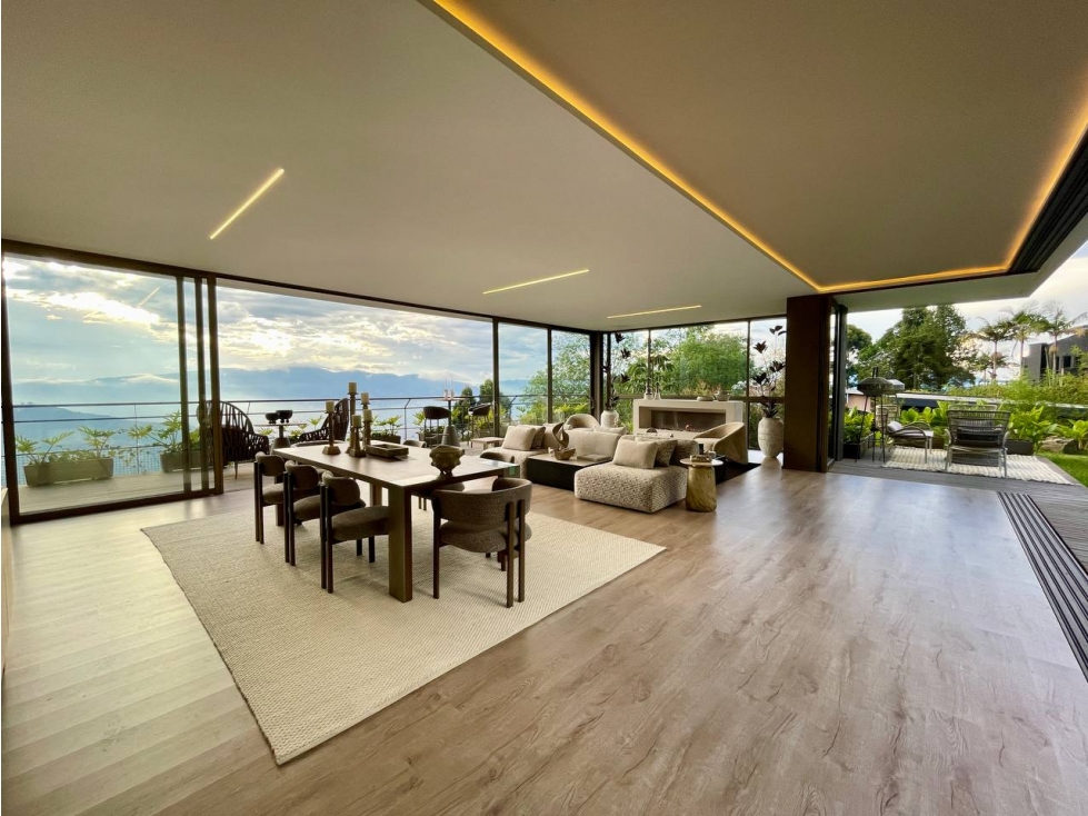 Casa nueva en venta Zona campestre de Las Palmas, Medellín