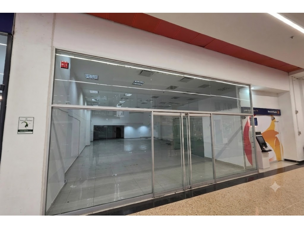Local comercial en arriendo en City Plaza | 212 m² — foto 4