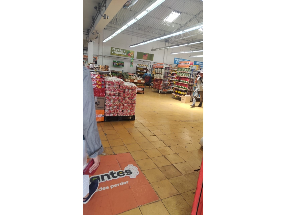 Lote comercial con edificación cerca al parque en La Ceja — foto 5