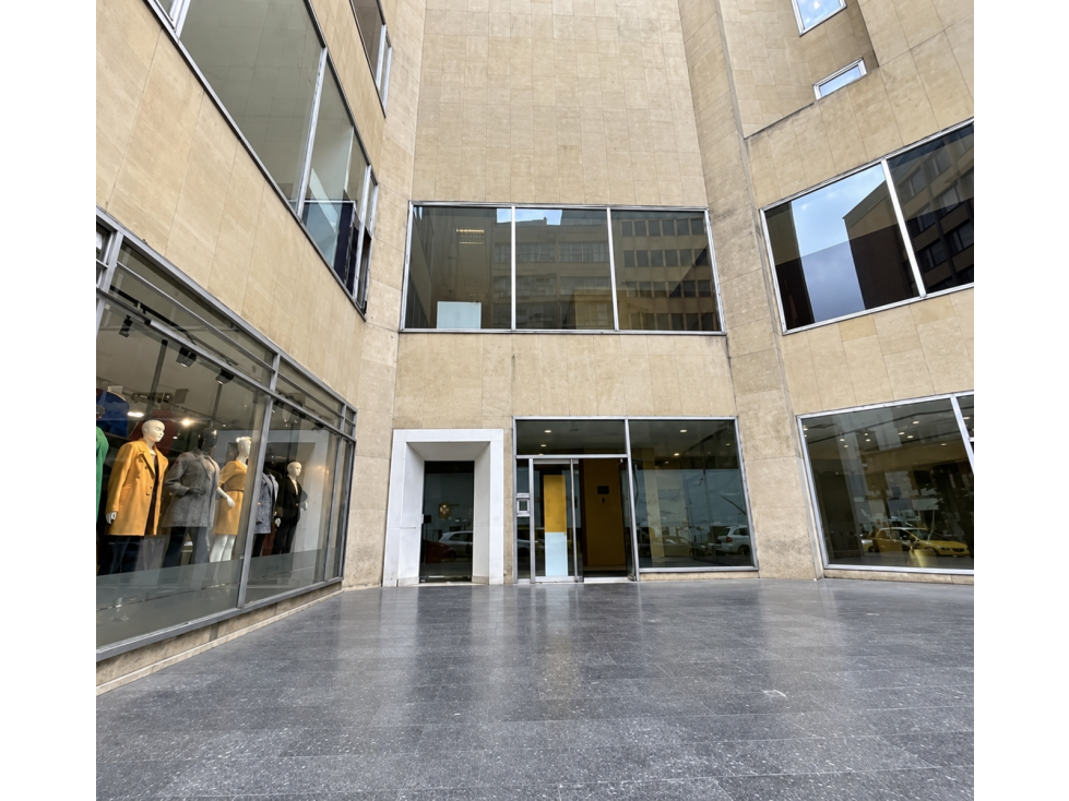 Local comercial en arriendo de 826 m² | Centro de Bogotá