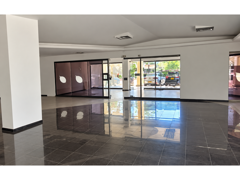 Local comercial de 342 m² en arriendo | Prado Center | Barranquilla