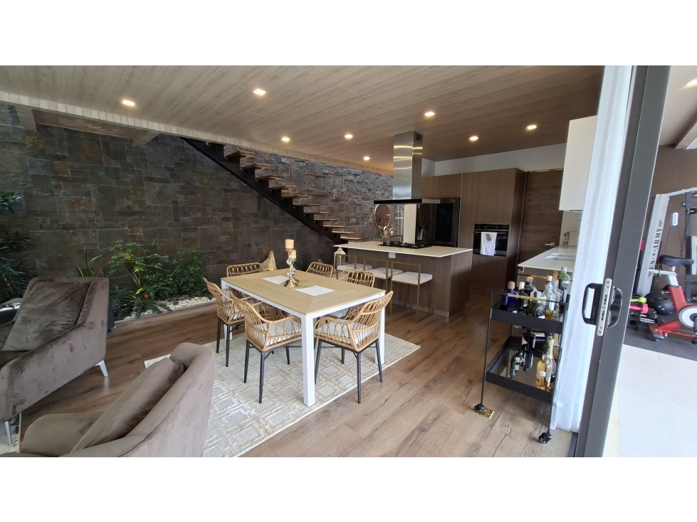 CASA DE LUJO EN ALTOS DE LAS PALMAS, ENVIGADO — foto 4