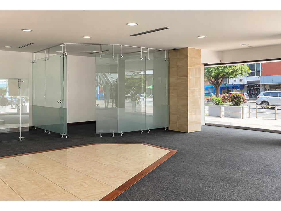 Local comercial en arriendo de 418 m² | Centro 93 | Bogotá — foto 3