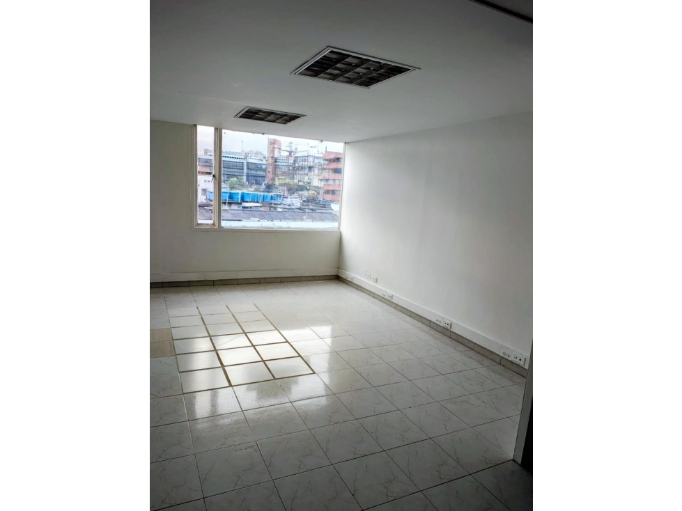 Oficina en Venta o Arriendo - Zona Rosa, Bogotá — foto 3