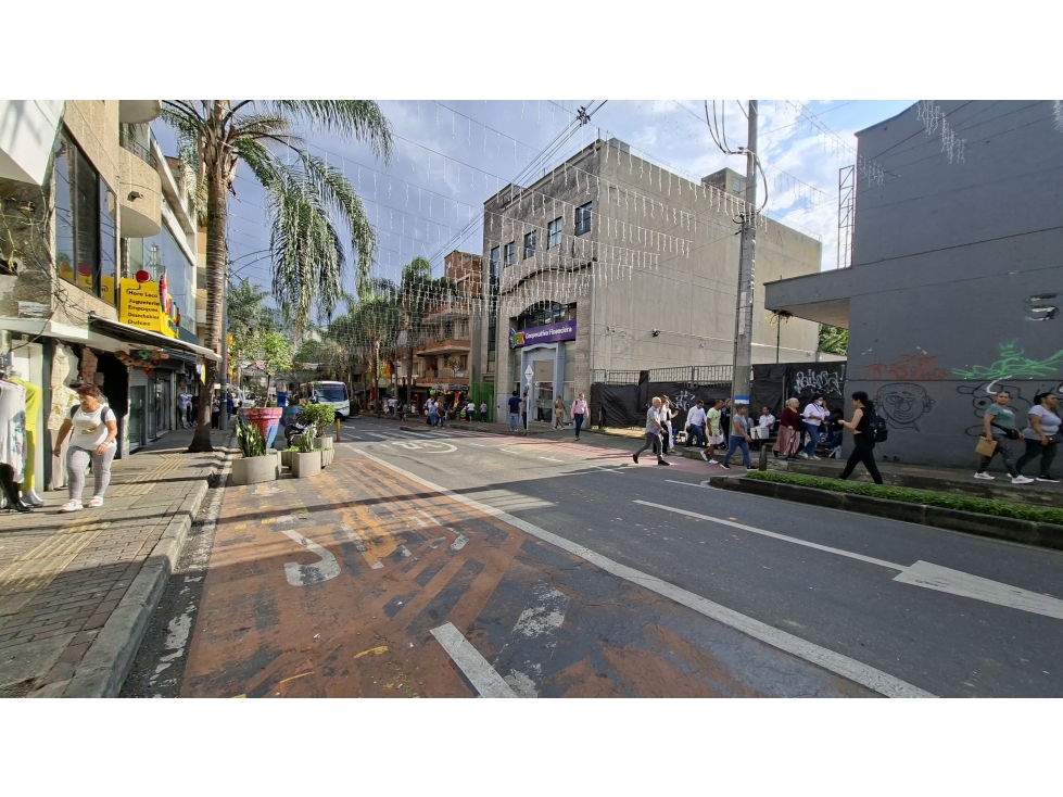 Local comercial en venta en Manchester - Bello — foto 4