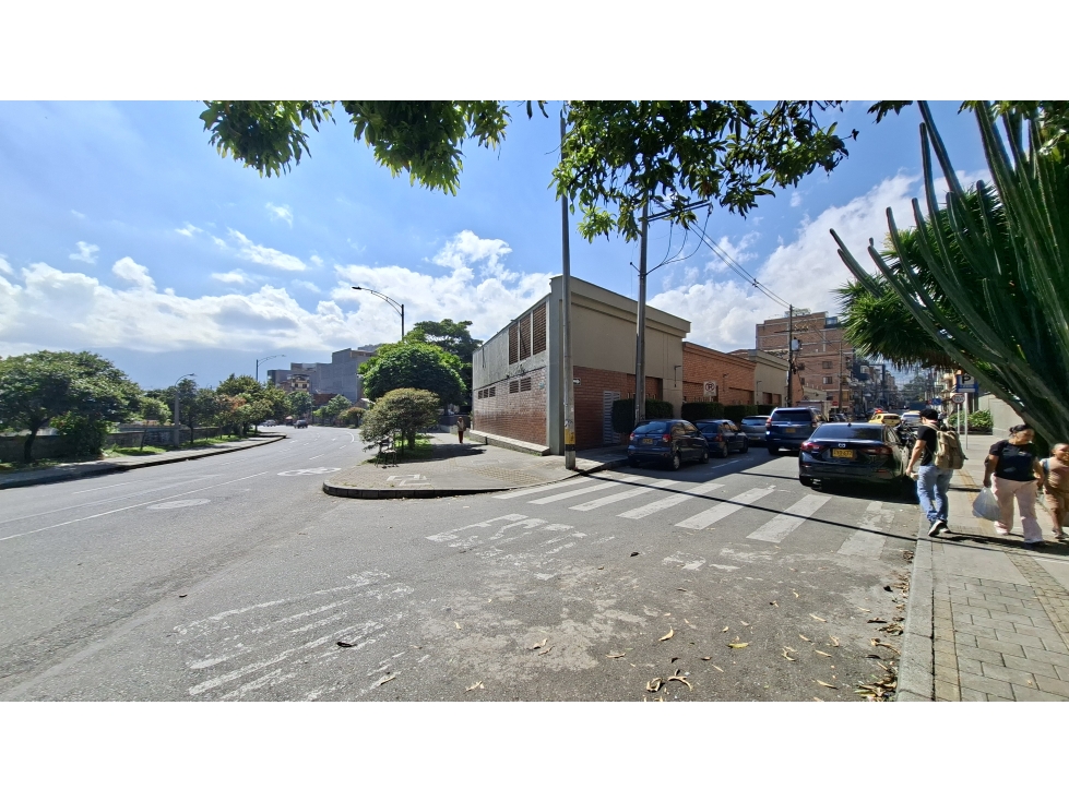 Inmueble en venta para vitrina comercial, bodega y oficinas, Itagüí — foto 3