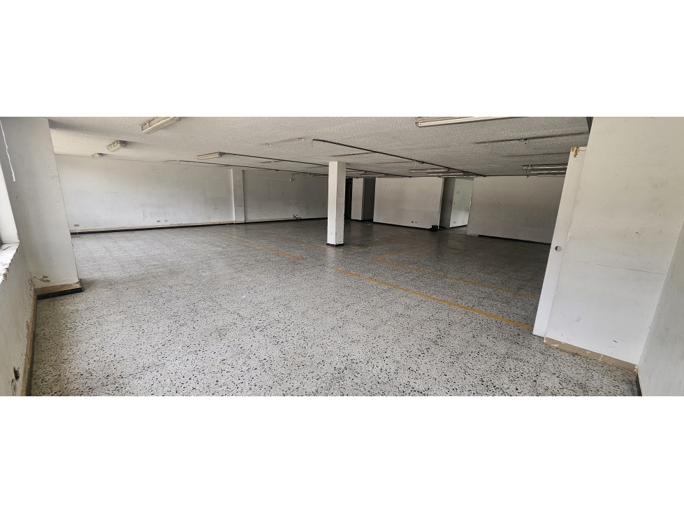 Locales comerciales en arriendo | Centro Logístico, Logika Calle 13 - 2