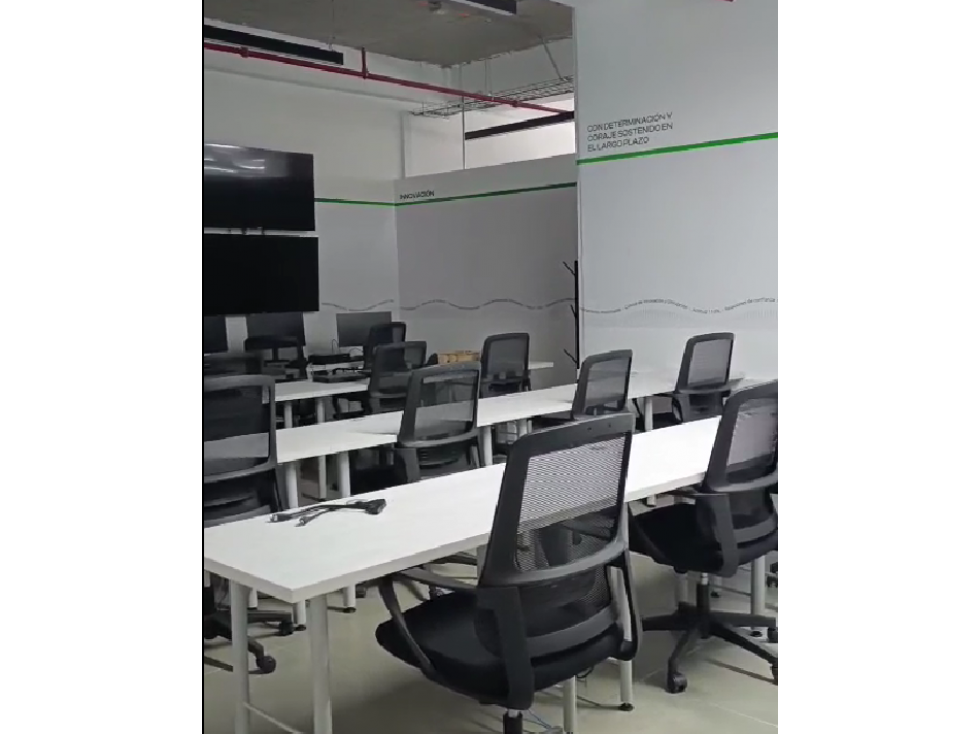 Oficina en arriendo | Buró 25 | Avenida Calle 26, Bogotá