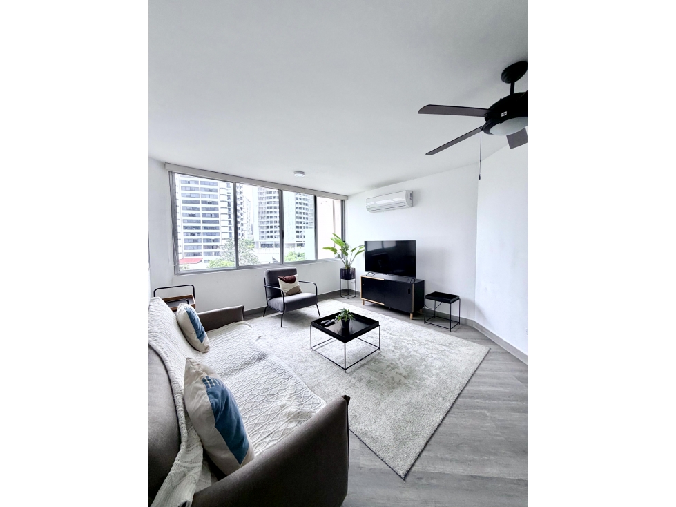 Alquilo apartamento en PH Excelsior, Calle 50
