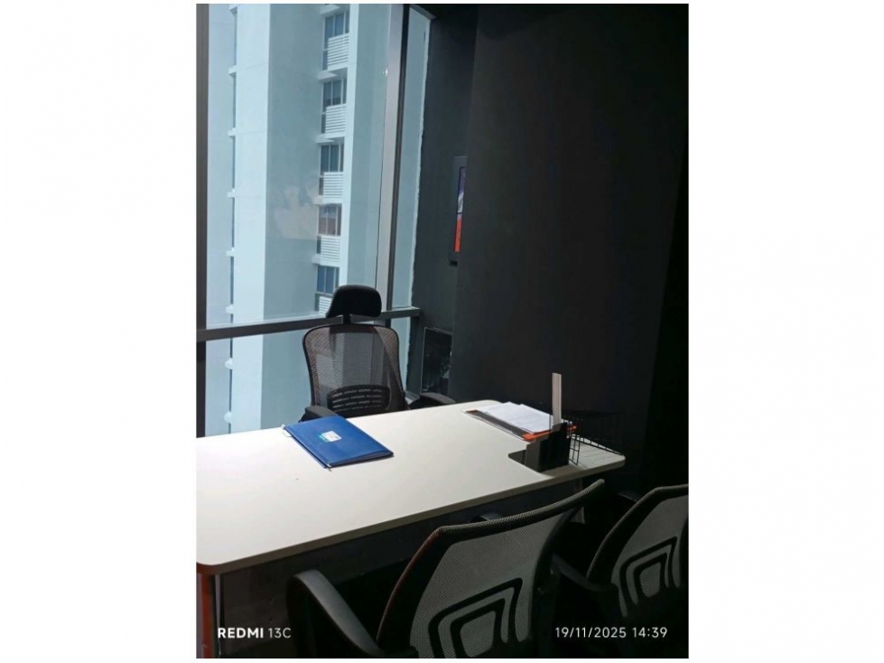 Alquilo oficina en Financial Park — foto 3