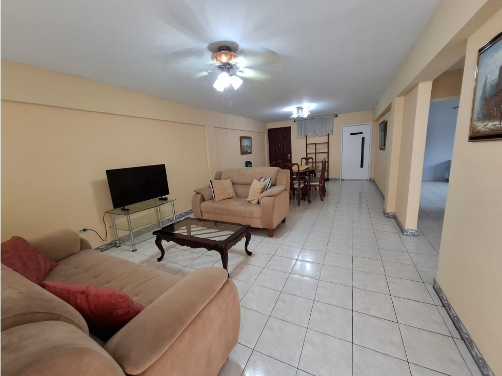 Alquilo apartamento en El Cangrejo — foto 3