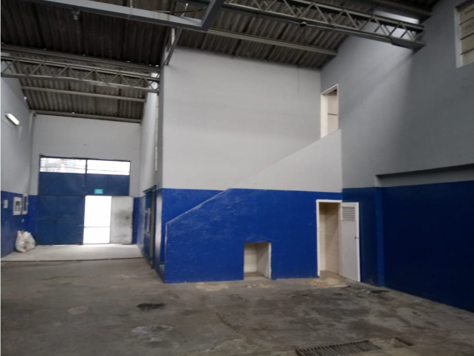 VENDO BODEGA BARRIO PENSILVANIA — foto 4