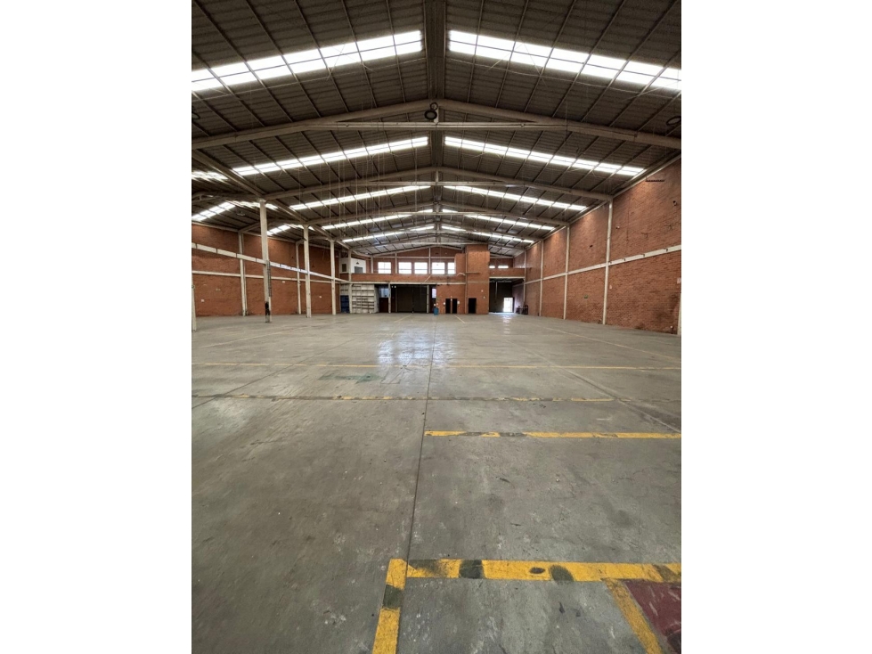 ARRIENDO BODEGA 12 ZONA INDUSTRIAL MOSQUERA - 2