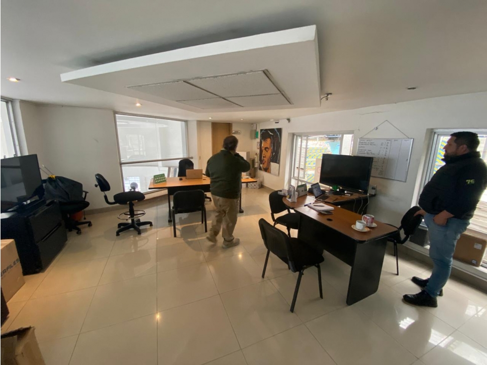 ARRIENDO LOCAL COMERCIAL ESQUINERO PALOQUEMAO, BOGOTÁ — foto 2