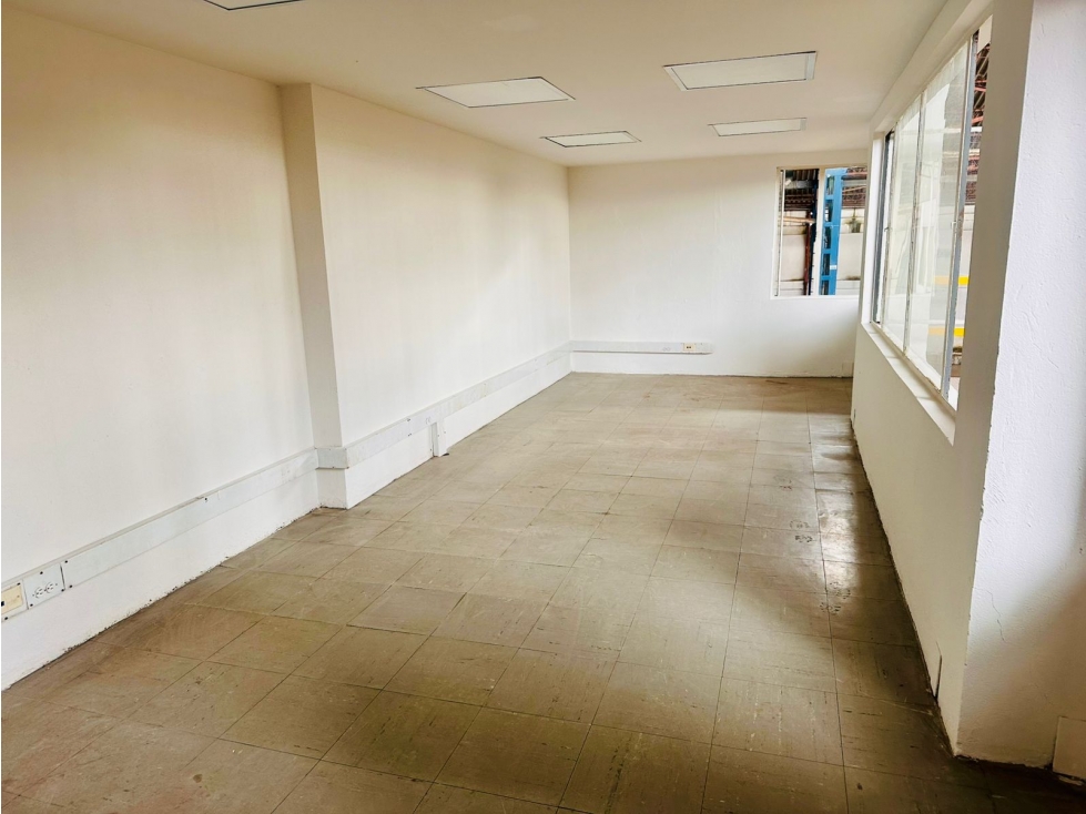 **VENTA O ARRIENDO BODEGA ZONA INDUSTRIAL CAZUCA - SOACHA