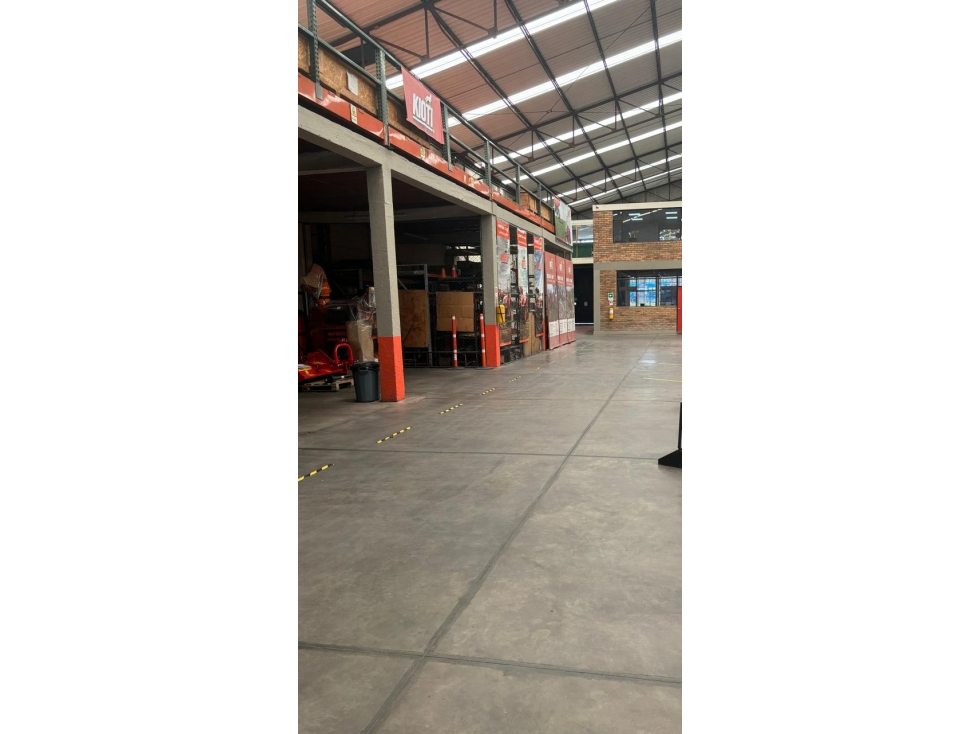 ARRIENDO BODEGA ZONA INDUSTRIAL PUENTE ARANDA