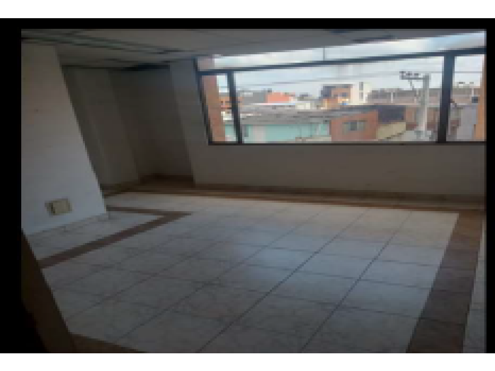 ARRIENDO BODEGA BARRIO RIONEGRO — foto 4