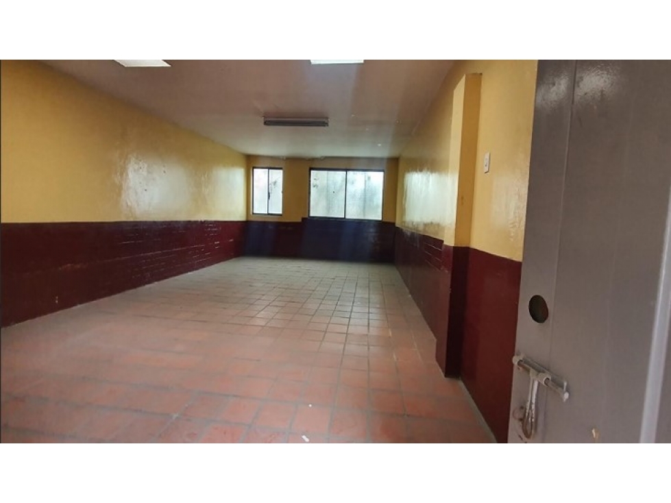 **SE VENDE EDIFICIO E INSTALACIONES COLEGIO FONTIBON — foto 2