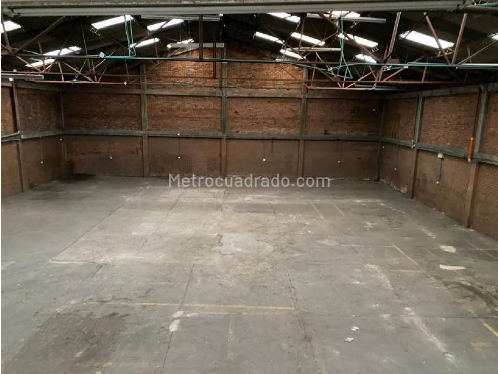 SE VENDE BODEGA ZONA INSUSTRIAL PENSILVANIA