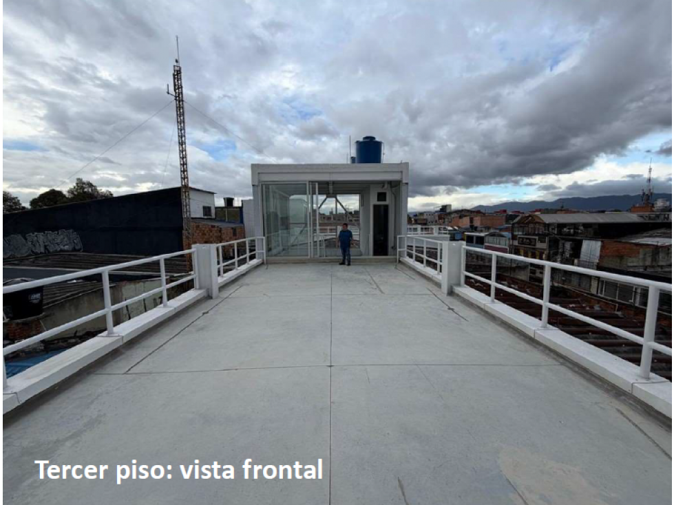 SE ARRIENDA LOCAL COMERCIAL PARA ESTRENAR EN KENNEDY 328 m2 — foto 4