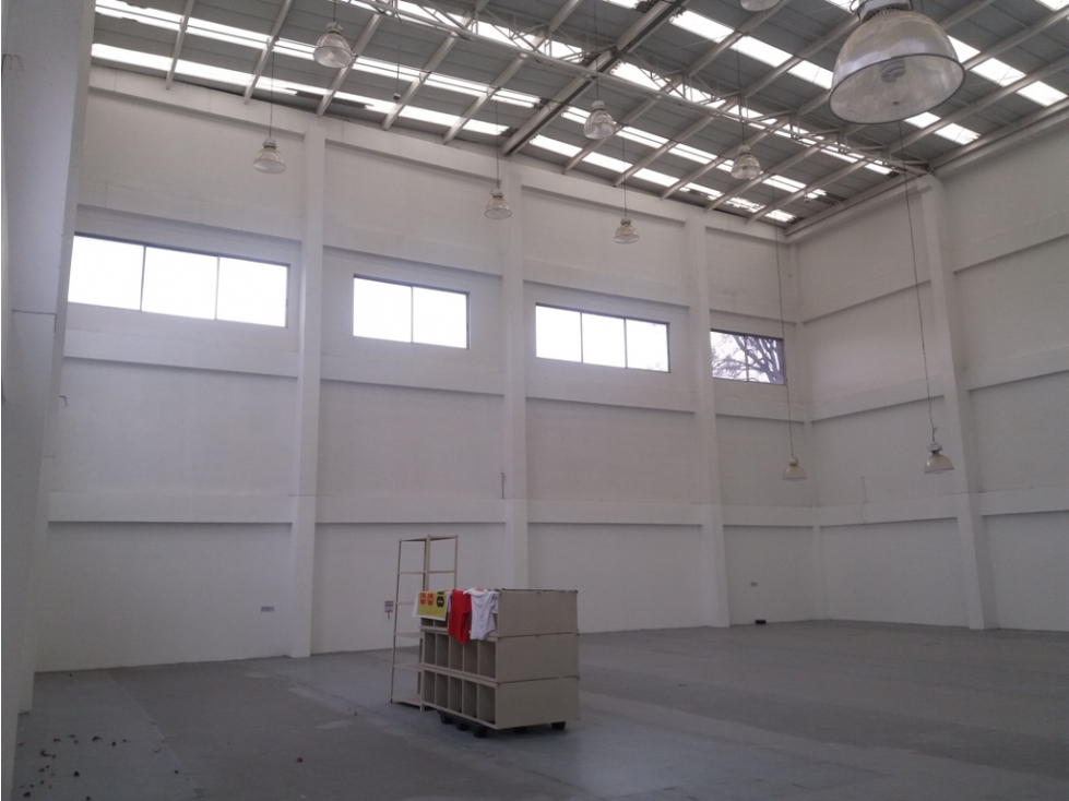 SE ARRIENDA BODEGA EN ALAMOS — foto 2