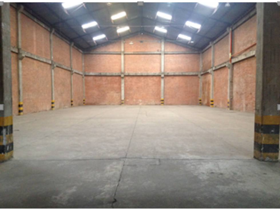 ARRIENDO BODEGA ZONA INDUSTRIAL MONTEVIDEO