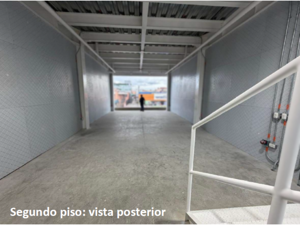 SE ARRIENDA LOCAL COMERCIAL PARA ESTRENAR EN KENNEDY 328 m2 — foto 3
