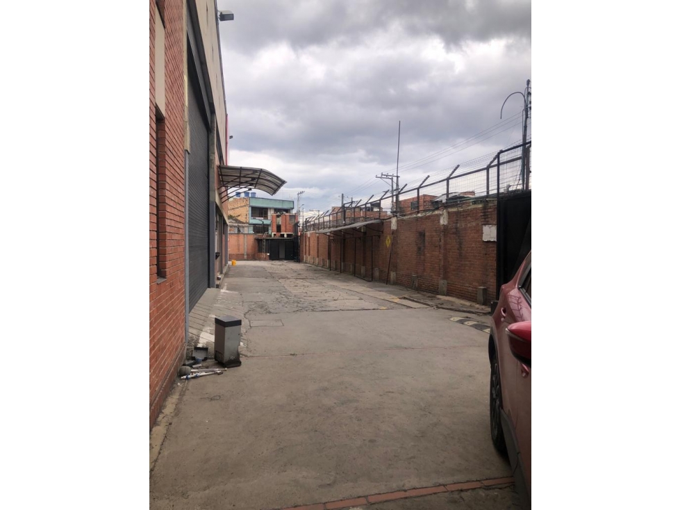 ARRIENDO BODEGA PARQUE EMPRESARIAL ZONA SUR — foto 3