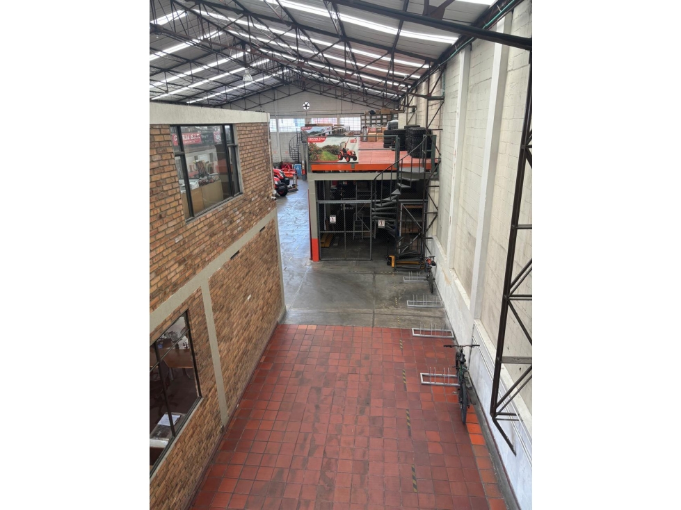 ARRIENDO BODEGA ZONA INDUSTRIAL PUENTE ARANDA — foto 6