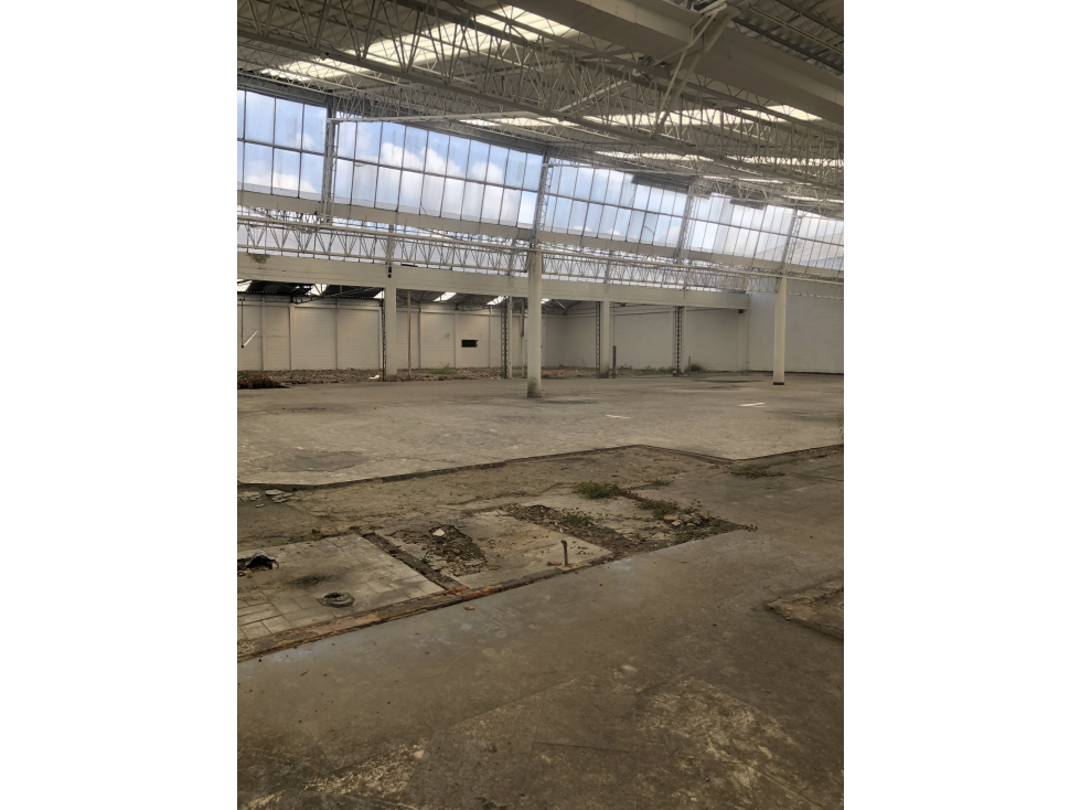ARRIENDO BODEGA ZONA INDUSTRIAL PUENTE ARANDA