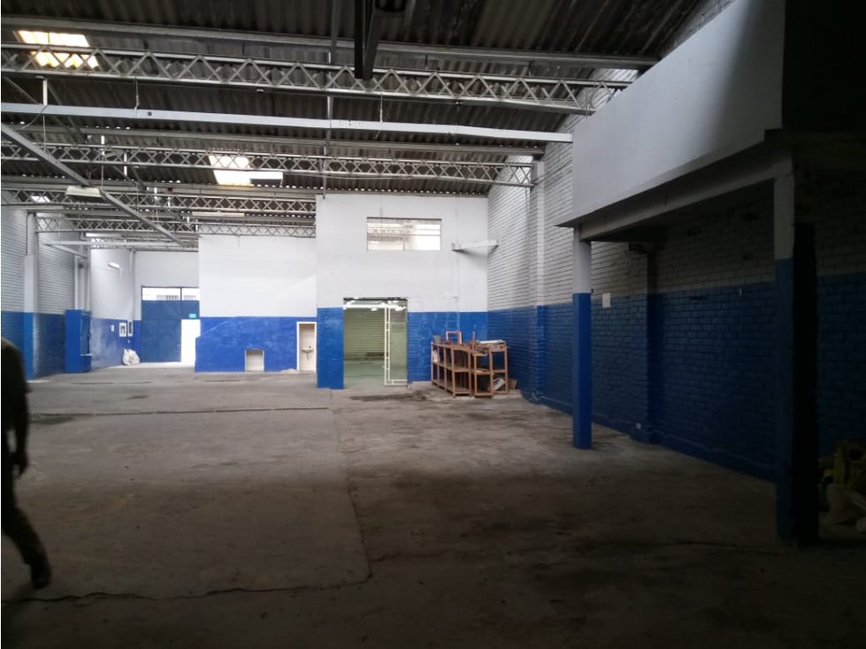 VENDO BODEGA BARRIO PENSILVANIA — foto 3