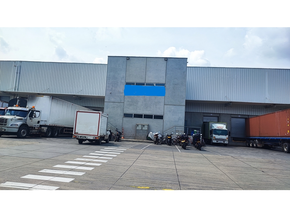 ARRIENDO BODEGA PARQUE INDUSTRIAL SIBERIA - 1