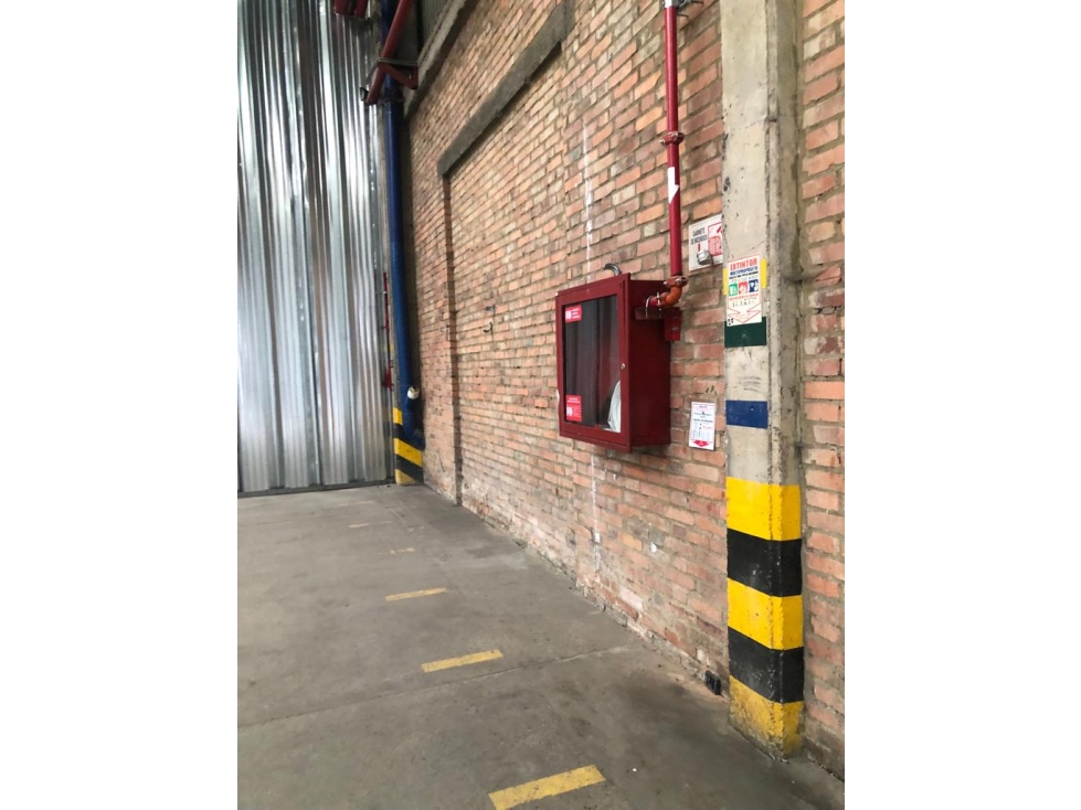 SE ARRIENDA BODEGA INDUSTRIAL MOSQUERA - 5