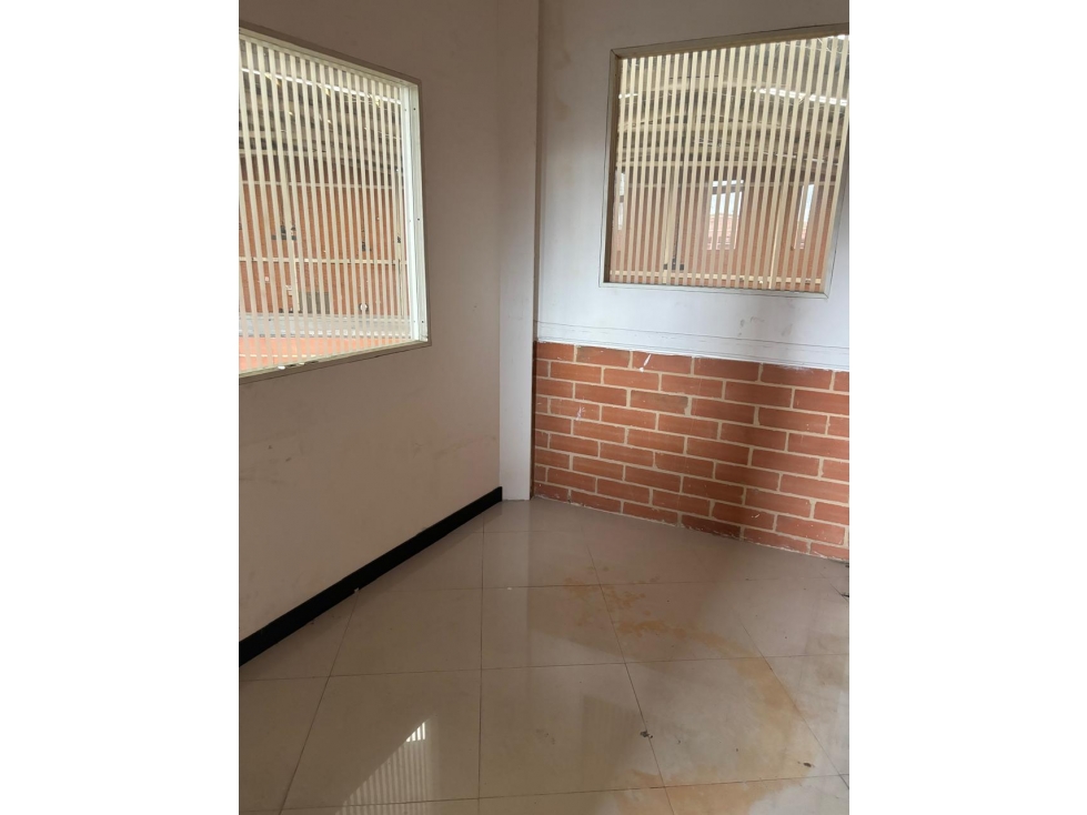 ARRIENDO BODEGA 12 ZONA INDUSTRIAL MOSQUERA - 6