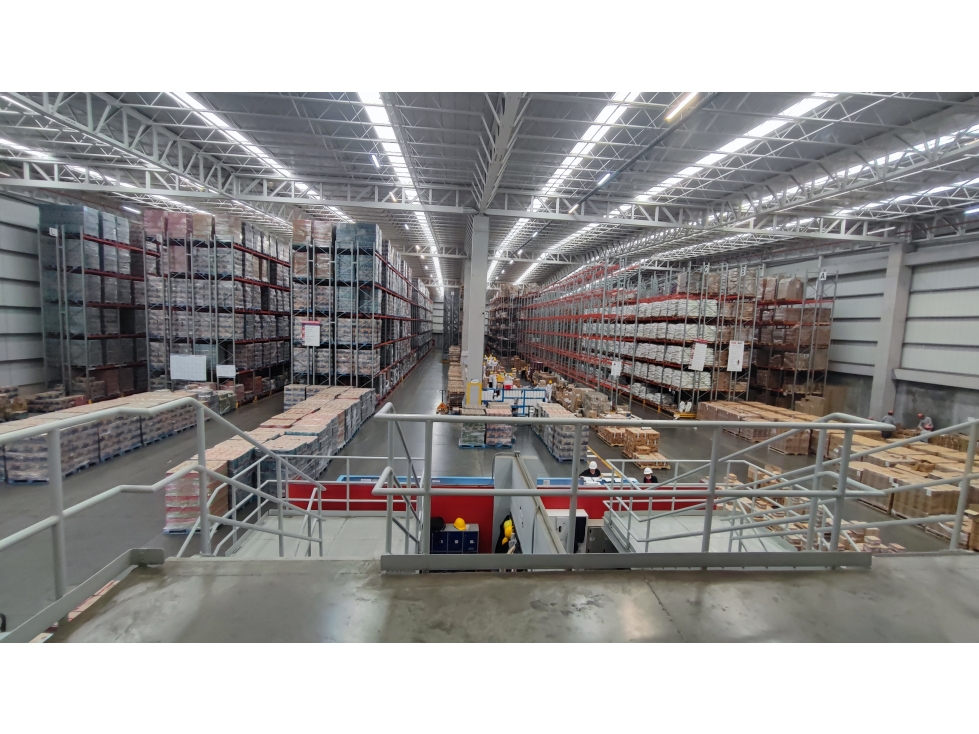 ARRIENDO BODEGA PARQUE INDUSTRIAL SIBERIA - 2