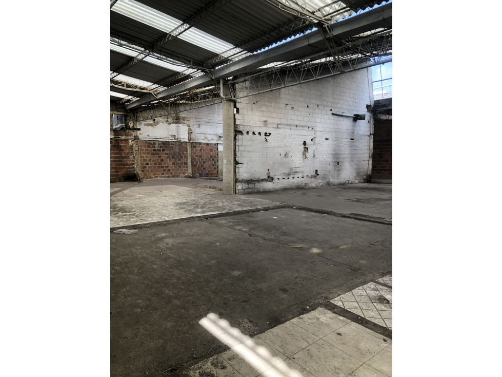 ARRIENDO BODEGA ZONA INDUSTRIAL PUENTE ARANDA — foto 6