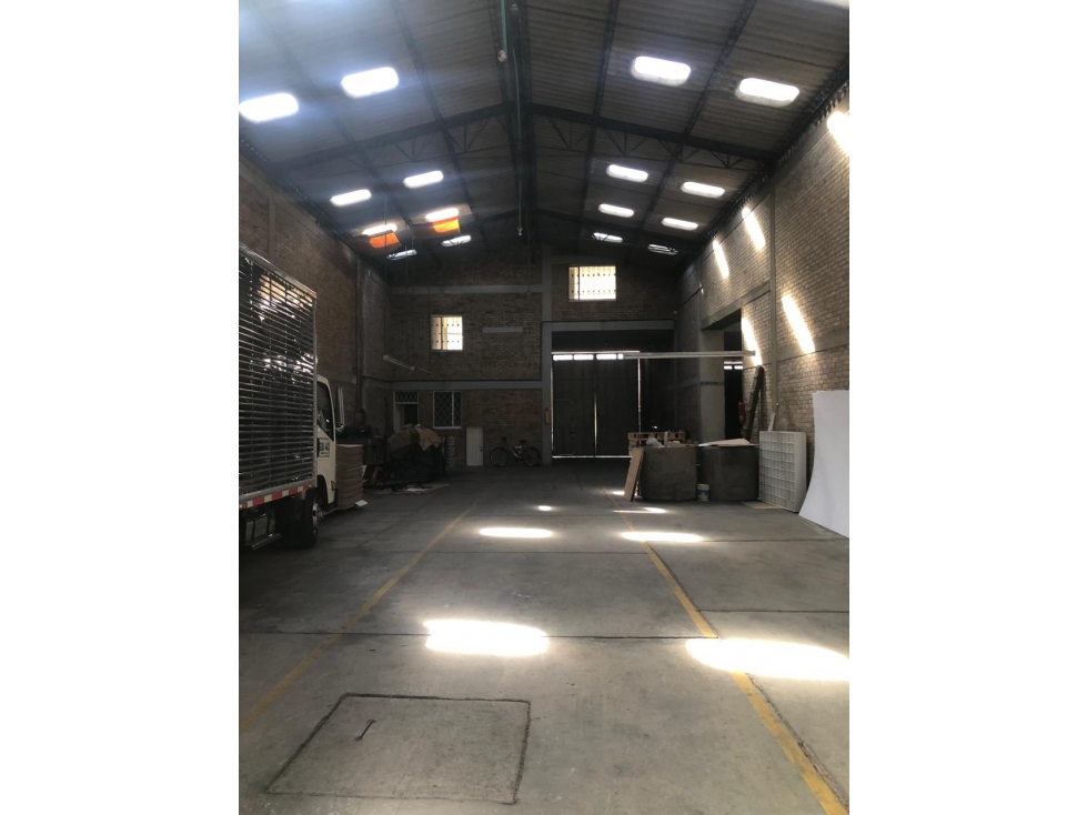 ARRIENDO BODEGA ZONA INDUSTRIAL SANTANDER - 6