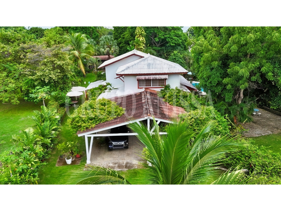 Se Vende o Alquila Hermosa Casa de Playa con Piscina en Coronado