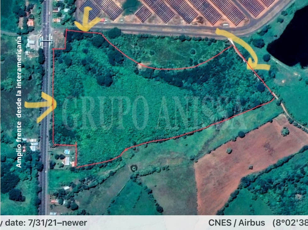 Se Vende Finca con Amplio Frente en Carretera Divisa - Chitré - 2