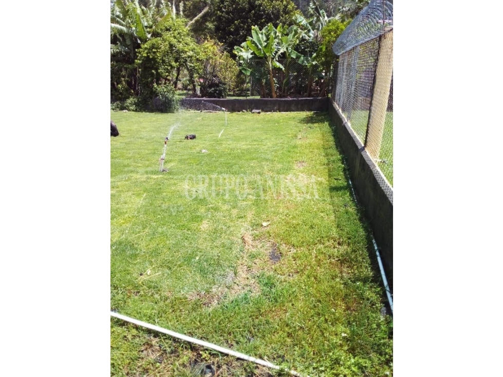 Oportunidad! Se Vende Terreno plano en Boquete - 3