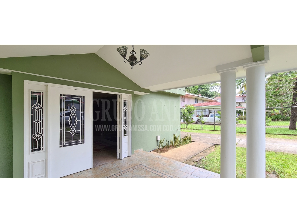 OPORTUNIDAD! Se Alquila Amplia Casa Unifamiliar en Clayton — foto 2