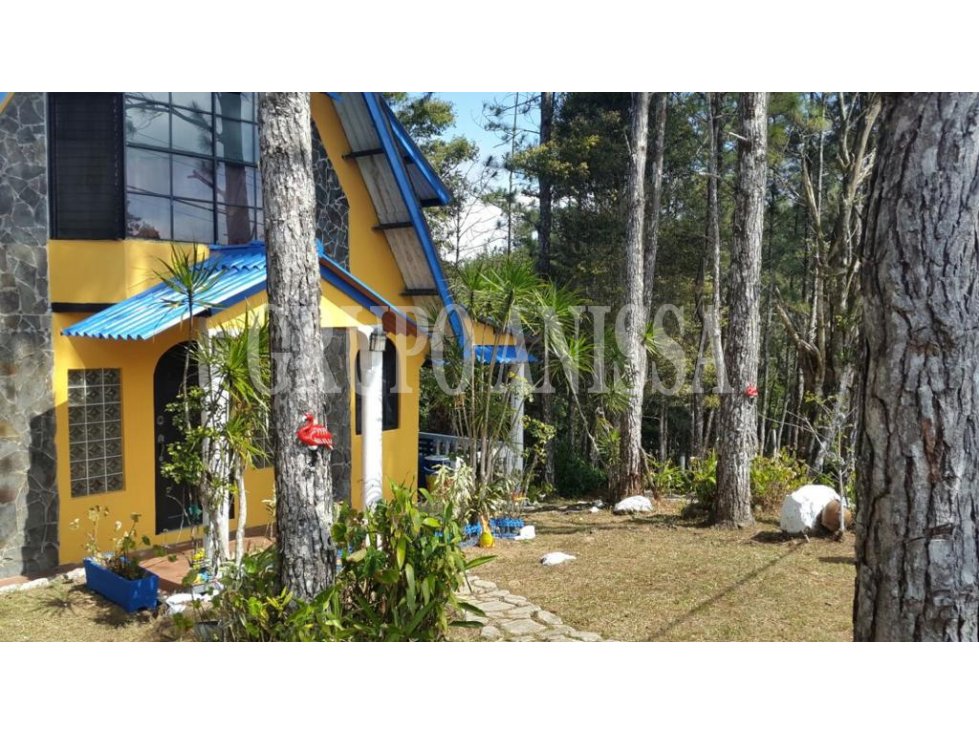 Se Vende Cabaña en Cerro Azul - 2