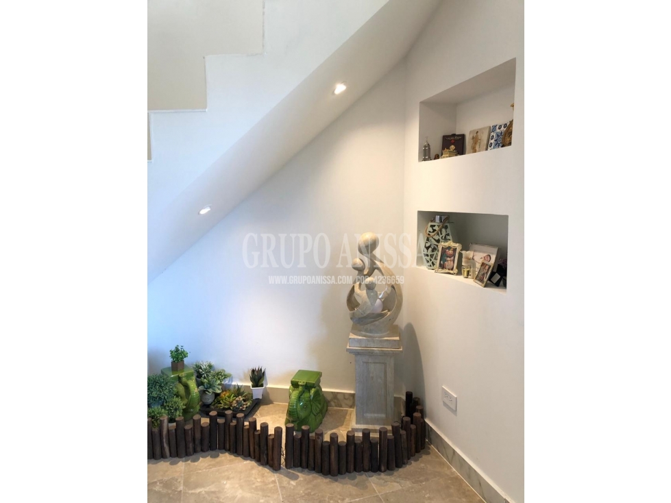 Se Vende Moderna y Acogedora Casa en Altos del Maria — foto 4
