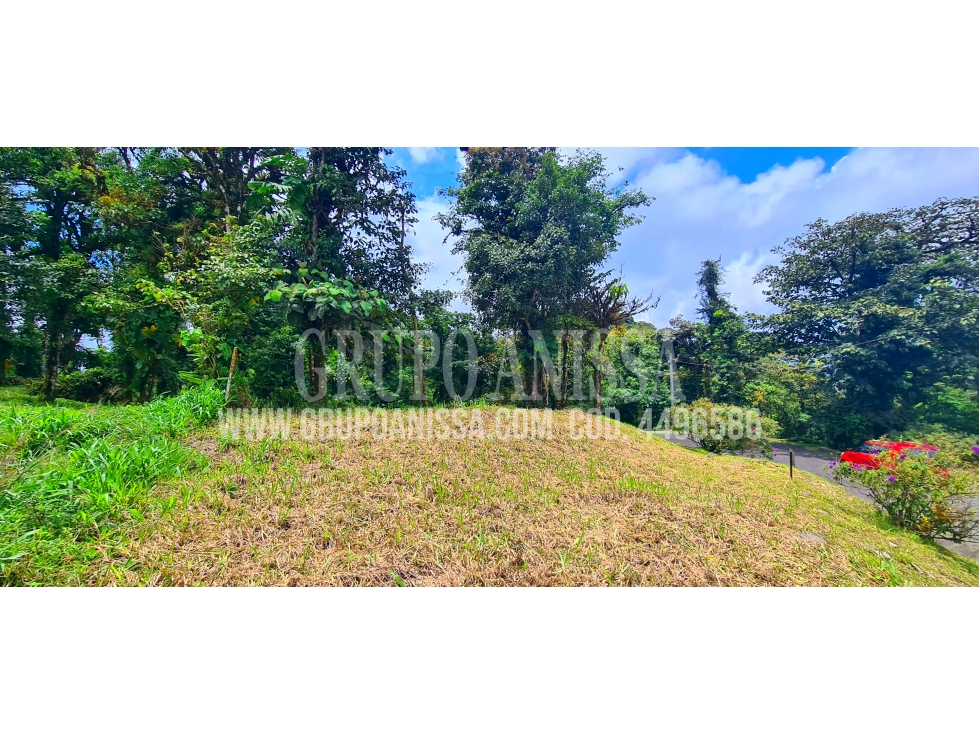 Oportunidad! Se Vende Hermoso Terreno en Zona Alta en Altos del Maria