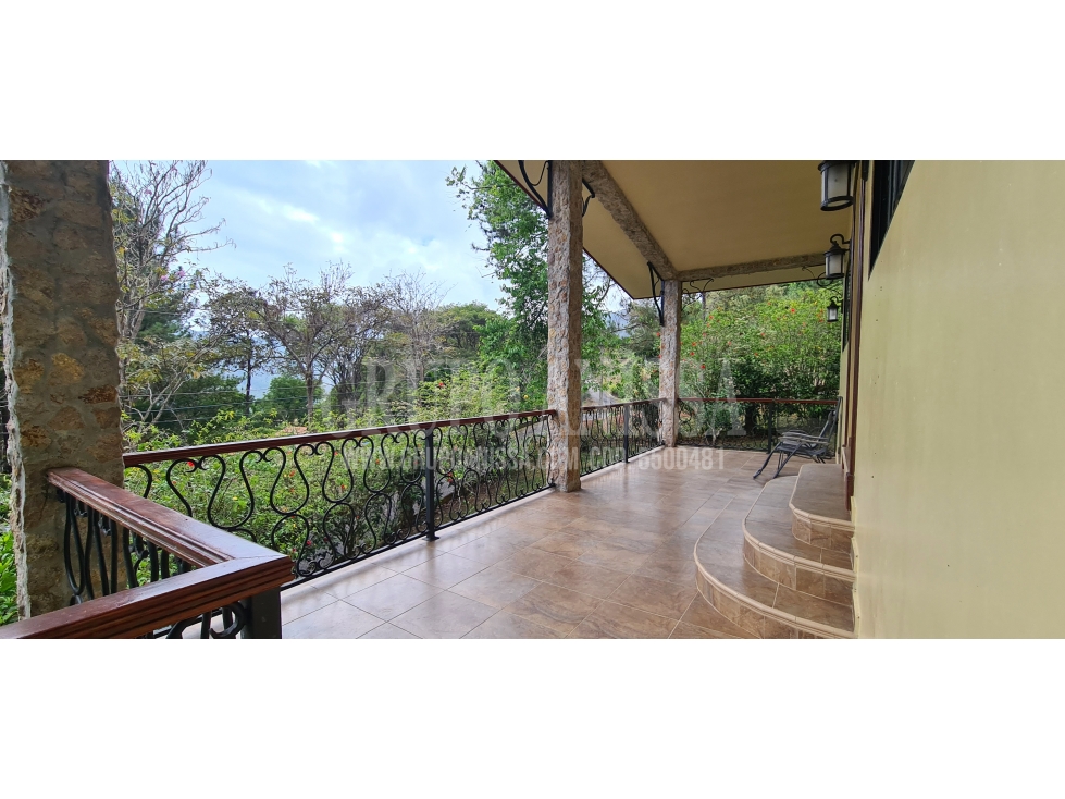 Oportunidad! Se vende Acogedora Casa en Altos del Maria — foto 2